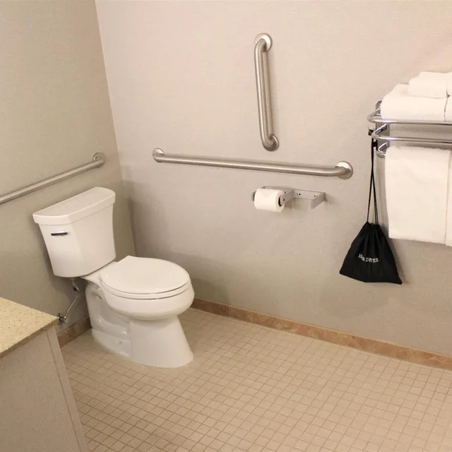 جناح استوديو بسرير كينج لذوي الإعاقة، Holiday Inn Express Hotel Suites Cheney University Area 3/6