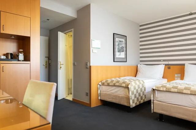 Upgrade, Standard، HOLIDAY INN VIENNA CITY 2/6