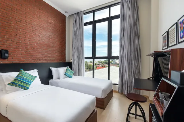 Smart, Twin Beds، S Loft Manado Hotel 1/5