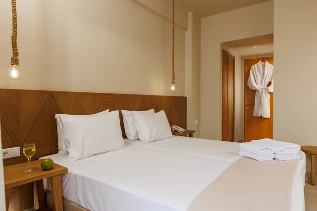 جناح جونيور بإطلالة على البحر، Malia Bay Beach Hotel And Bungalows 1/3