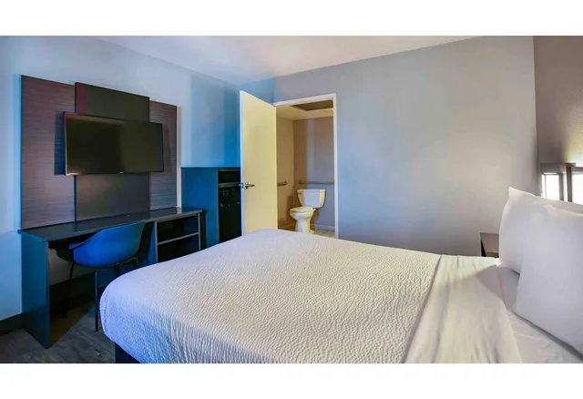 غرفة بسرير مزدوج لذوي الإعاقة، Motel6 Kingman, AZ - Route 66 East 4/5