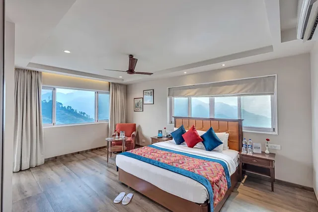 Basic, Suite, King Bed, Sofa, Club Mahindra Kandaghat 1/1