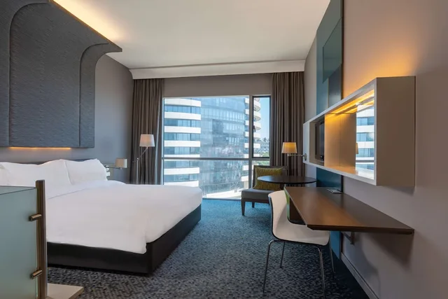 غرفة سوبيريور بإطلالة على المدينة، RADISSON BLU HOTEL & RESIDENCE, MAPUTO 7/10