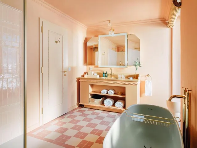 جناح غراند جونيور، Parkhotel Beau-Site 6/7