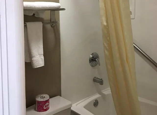 غرفة قياسية بسرير كينج، Americas Best Value Inn Corona 3/4