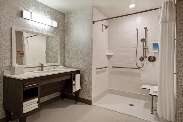 Suite, King Bed, Sofa, Accessible, Home2 Suites By Hilton Jekyll Island 3/3