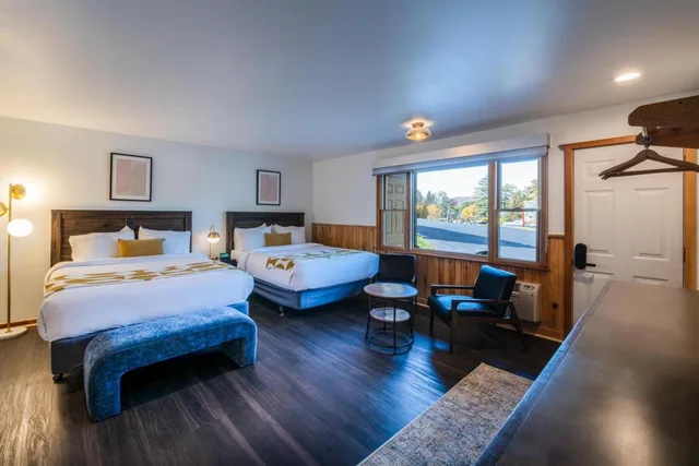 غرفة سوبيريور بسرير كوين، The Town House Lodge 2/7