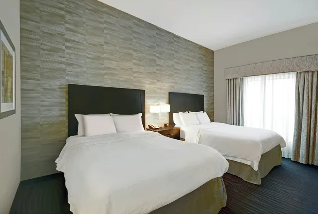 غرفة بسريرين كوين لذوي الإعاقة، Hampton Inn And Suites Robbinsville 2/4