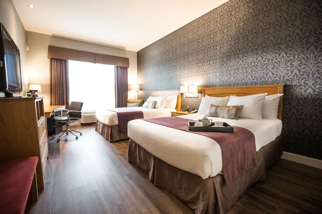 غرفة تقليدية بسريرين كوين، Cambridge Hotel Conference Centre 1/1