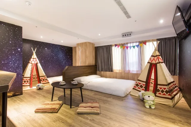 غرفة رباعية بسريرين مزدوجين، Rf Hotel Sanchong 3/3