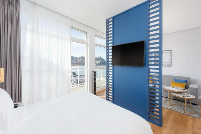 جناح جونيور بإطلالة على البحر بشرفة، Hotel San Sebastian Orly, Affiliated by Melia 3/6