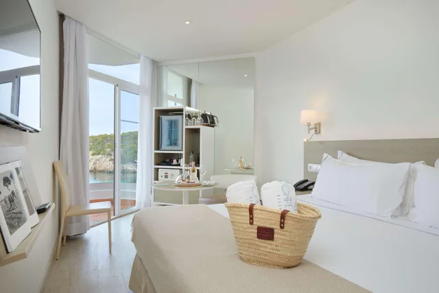 Melia, with View، Melia Cala Galdana 1/8