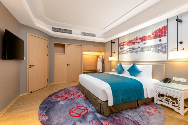 جناح بسرير كينج بغرفتي نوم، voco Guangzhou Shifu, an IHG Hotel 1/5