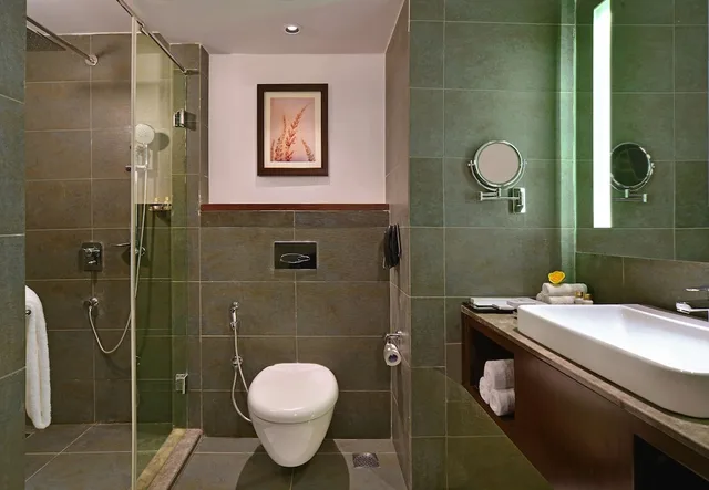 Junior Suite, King Bed, Country Inn Suites By Radisson Manipal 2/2