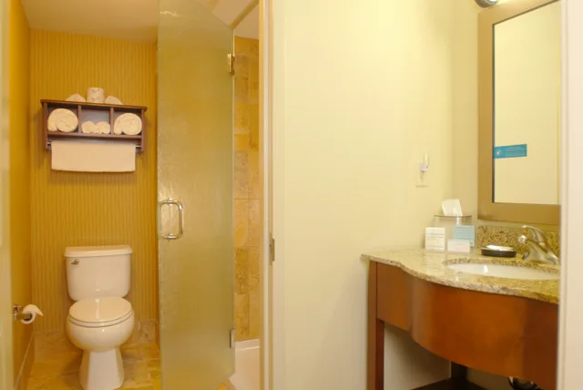 غرفة بسرير كوين، Hampton Inn Tomah 5/8