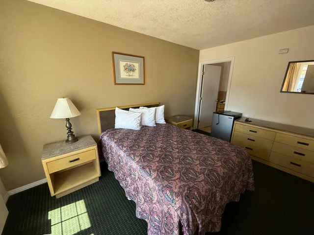 غرفة بسرير كوين للمدخنين، Discovery Inn Vallejo I 80 Near Napa CA 3/4