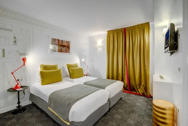 غرفة بسريرين منفصلين، Joyce Hotel Astotel 1/2