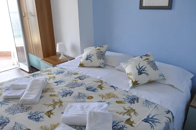 Room, Double Bed, Sea View, Balcony, Hotel La Scogliera 5/10