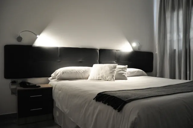 غرفة بسرير مزدوج، Hotel Portman 3/3