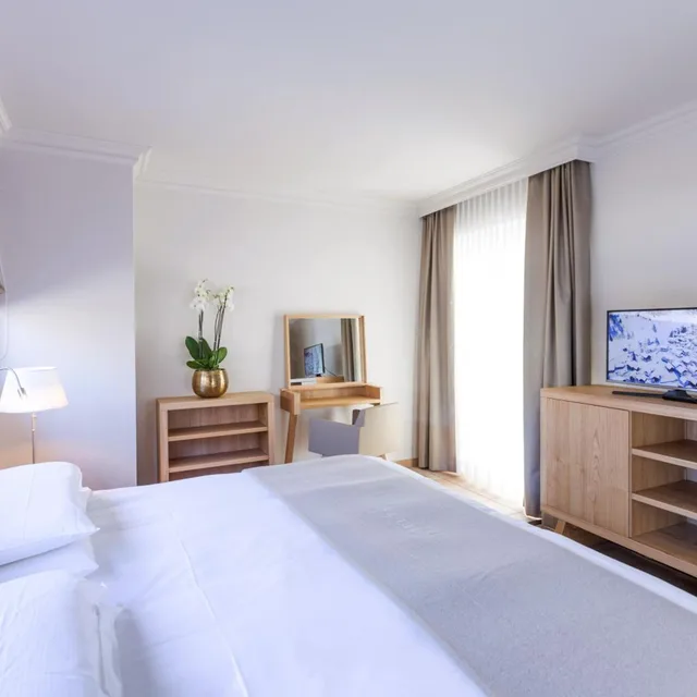 غرفة ديلوكس بسرير مزدوج أو سريرين منفصلين، Parkhotel Delta 3/10