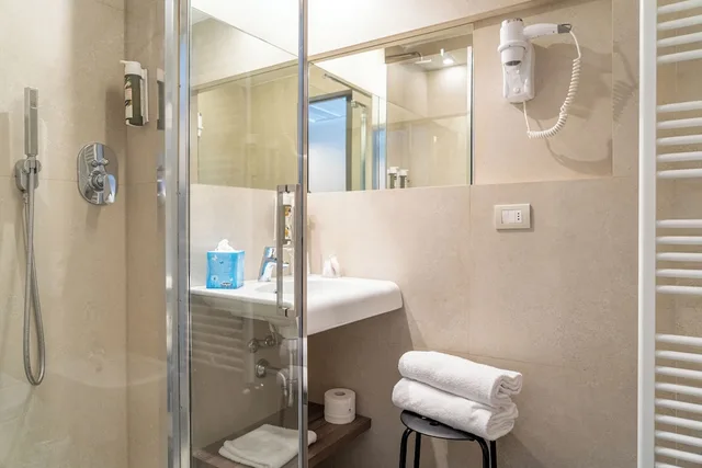 Superior, Twin Beds, Balcony, Courtyard Area، Hotel Desiree 6/7