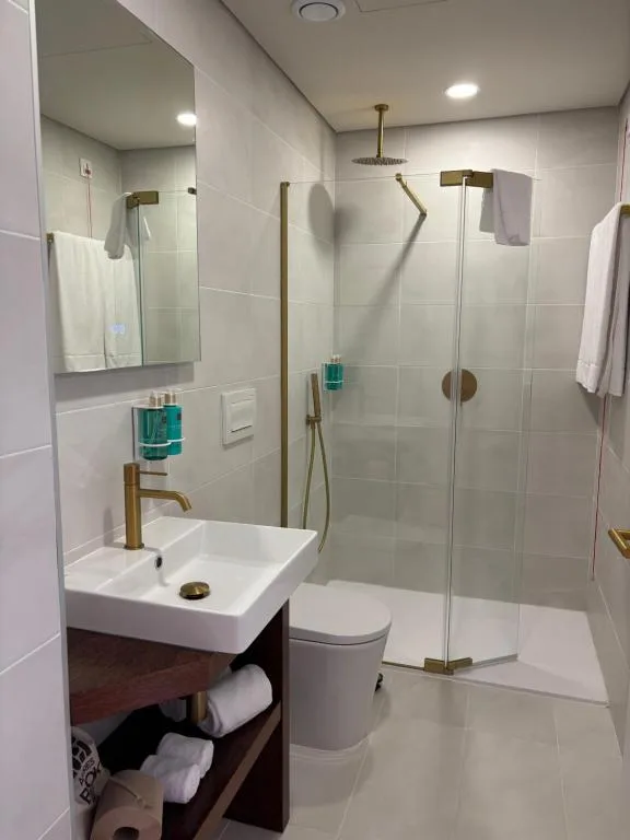 جناح ديلوكس عائلي، AZORES BOOK HOTEL 6/8