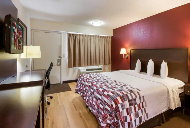 غرفة سوبيريور بسرير كينج لذوي الإعاقة، Red Roof Inn Dayton - Fairborn/Nutter Center 5/7