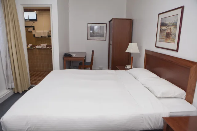 غرفة سوبيريور بسريرين منفصلين، SAVOY DOUBLE BAY HOTEL 1/5