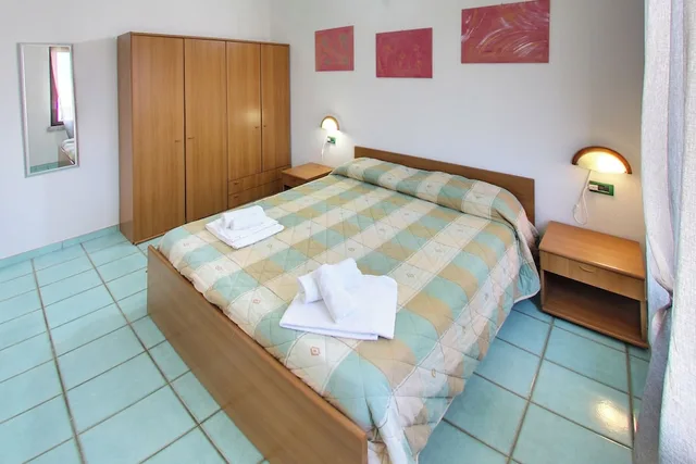 شقة بسرير مزدوج بغرفة نوم واحدة مع أريكة، Residence Oasi Anfiteatro 2/4