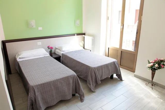 غرفة بسريرين منفصلين، Hotel Poma 5/8