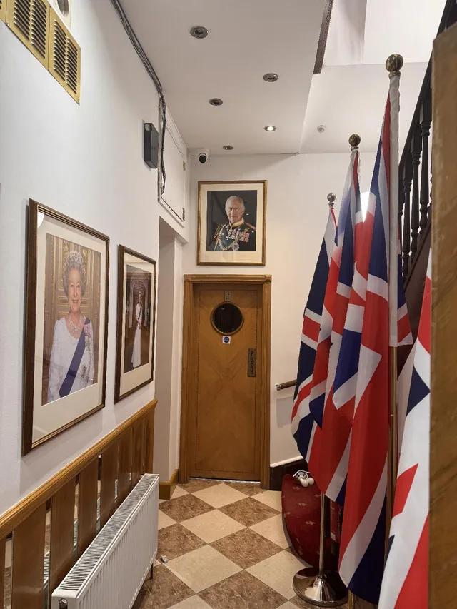 غرفة بسرير مزدوج أو سريرين منفصلين، Holland Inn Hotel 3/3
