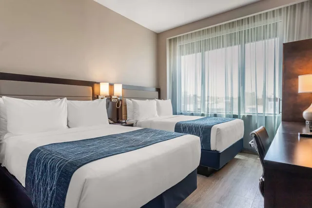 Upgrade, 2 Double Beds, Comfort Inn Prospect Park-Brooklyn 1/10