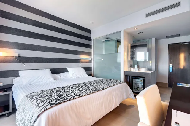 غرفة بسرير مزدوج، Barcelo Hamilton Menorca - Adults Only 1/1