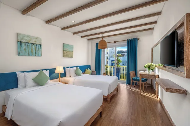 Deluxe, King Bed, Pool or City View, Balcony، Risemount Premier Resort Danang 3/5