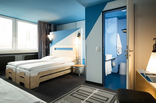 Room, Quadruple, 4 Beds, Superbude St Georg 7/10