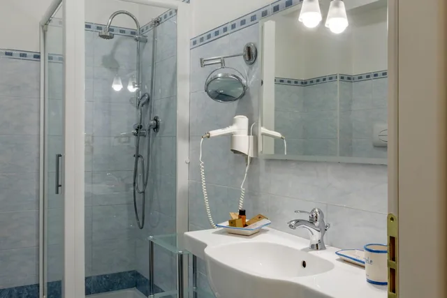 غرفة قياسية بسرير مزدوج، Hotel San Michele 6/7