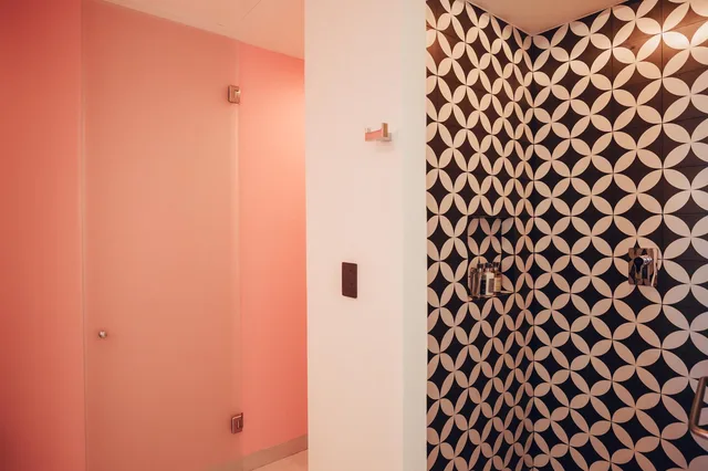 Superior, Double Bed, Street View, Calixta Hotel 9/9