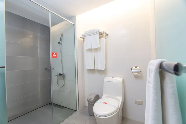 غرفة بزنس ثلاثية بسريرين كوين، Hotel Hi Xinmin 5/5