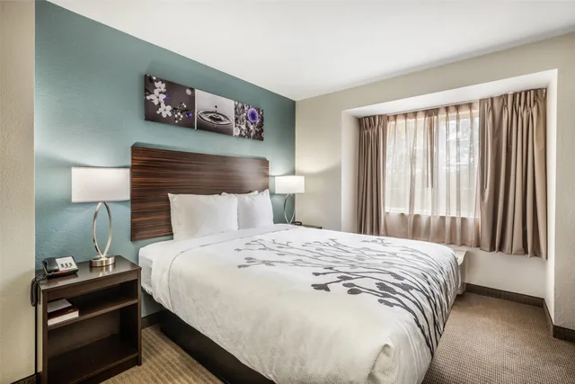 جناح بسرير كوين، Sleep Inn & Suites Tallahassee - Capitol 3/6