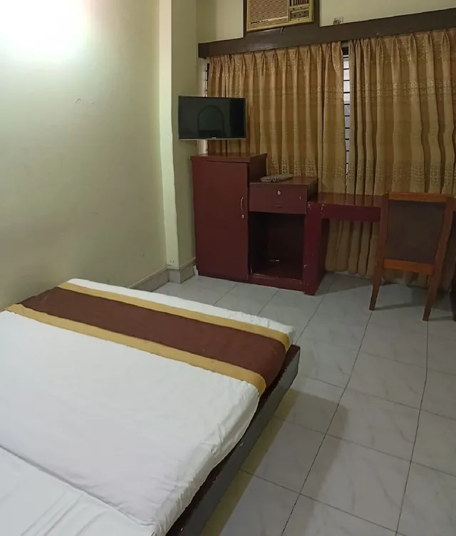 غرفة ديلوكس مفردة بسرير مزدوج، Skylink Ltd Hotel 1/4