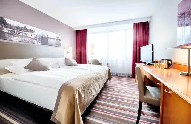 غرفة تنفيذية بسرير كوين، LEONARDO HOTEL HANNOVER 1/1