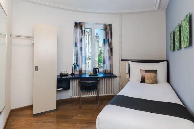 غرفة قياسية مفردة، Bristol Hotel Zurich 4/17