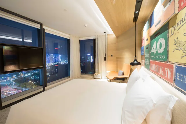 غرفة بريميوم بسرير كينج بإطلالة على المتنزه، HOTEL INDIGO KAOHSIUNG CENTRAL PARK 2/10