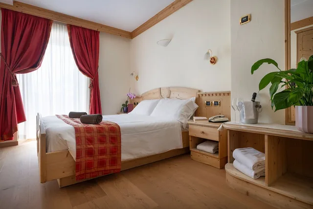 غرفة كلاسيكية بسريرين منفصلين، Cristallo Hotel 5/10