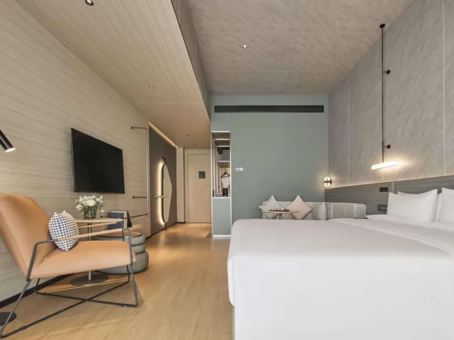 غرفة تنفيذية بسرير كينج مع أريكة، Novotel Yinchuan Lanxigu 1/7