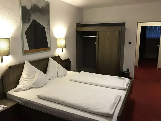 غرفة بسرير كوين بإطلالة على المدينة، Hotel Nymphenburg City 4/10