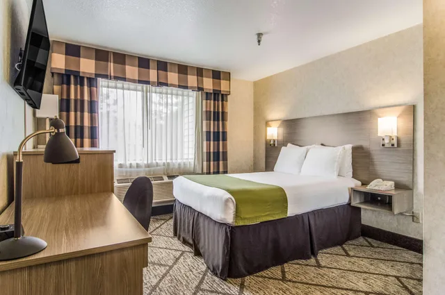 Room, Double Bed, Guesthouse Poulsbo 1/5