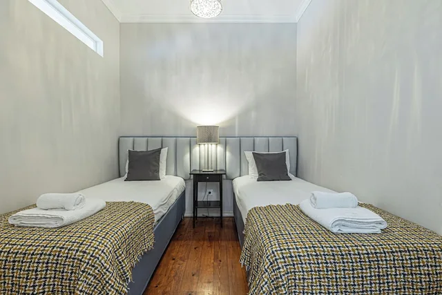 شقة بسرير كوين وسريرين منفصلين بإطلالة على المدينة بغرفتين مع أريكة، Santa Justa Apartments Downtown Center 9/10