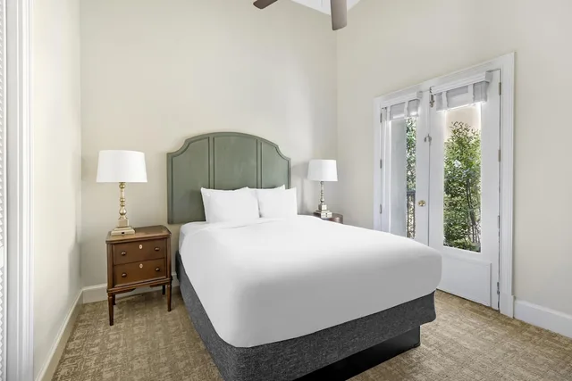 2 Bedrooms, Town House, 2 Queen Beds, Balcony، Hilton Vacation Club Lodge Alley Inn Charleston 2/3