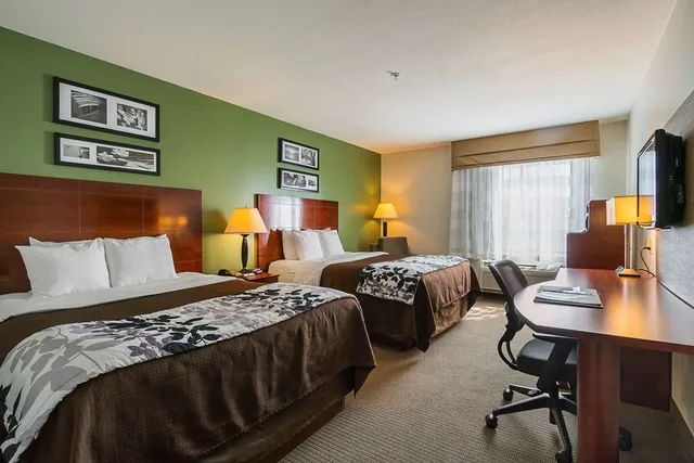 غرفة بسريرين كوين، Sleep Inn & Suites Manchester 1/3